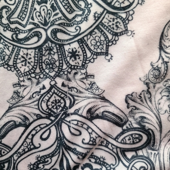 Espresso butterfly sheer sleeve blouse, gathered side, pink with gray design, md - Picture 5 of 8